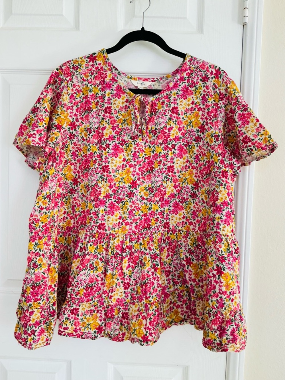 Terra & Sky Pink and Yellow Floral Tie-Neck Peplum Top